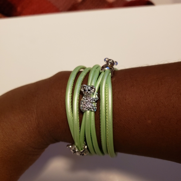 Fifth Avenue Cares Koloa Bracelet 8 inch - Picture 4 of 4